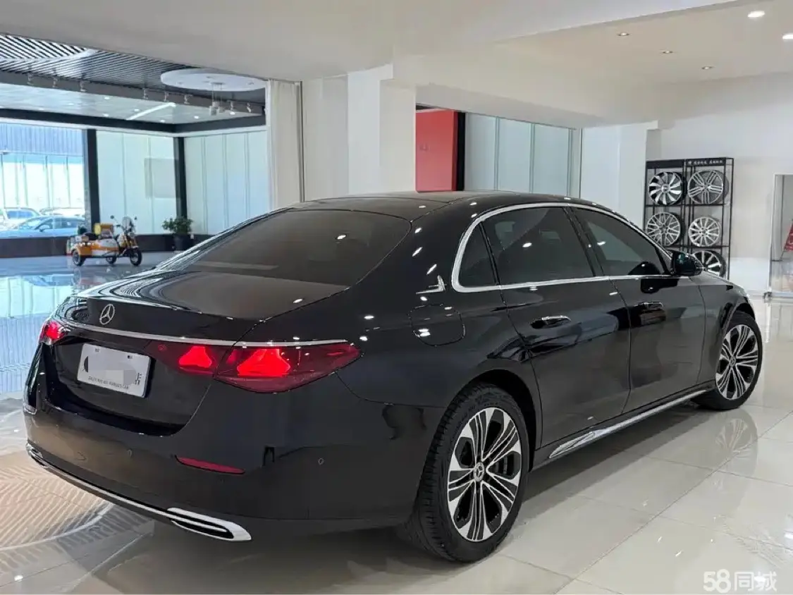 Mercedes-Benz E Class 2025 car image #15