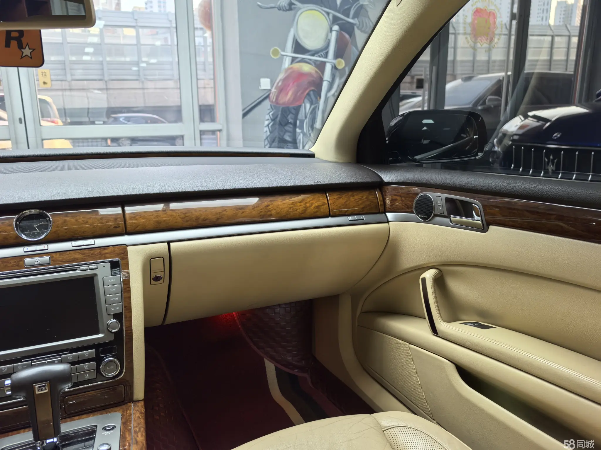 Volkswagen Pheaton 2011 immagine di auto #15