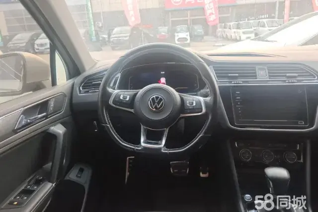 Volkswagen Tiguan L New Energy 2020 изображение автомобиля #15