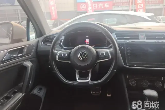 Volkswagen Tiguan L New Energy 2020 изображение автомобиля #15