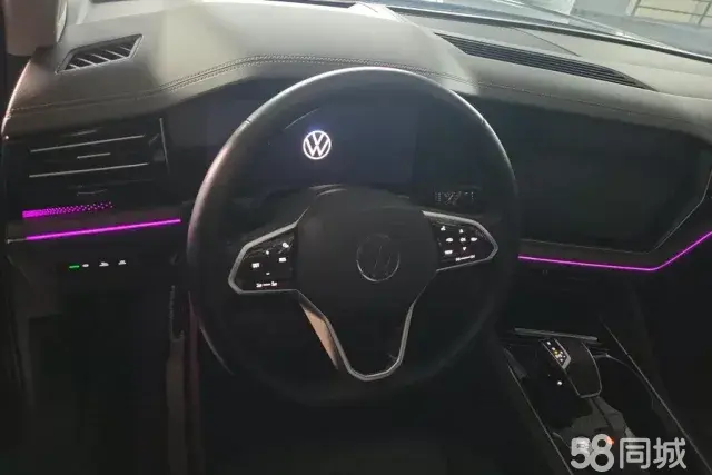 Volkswagen Touareg 2022 car image #15