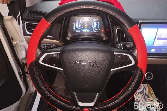 哪吒汽车 哪吒N01 2018 汽车图片 #15