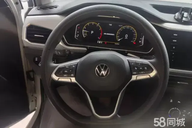 Volkswagen Tacqua 2024 immagine di auto #15