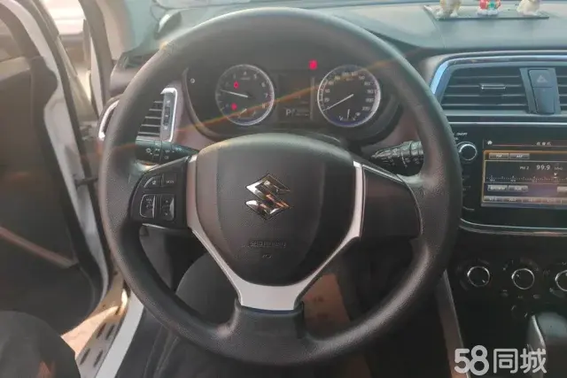 铃木 骁途 2017 汽车图片 #15