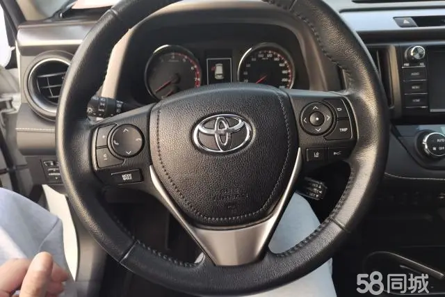 Toyota RAV4 2018 #15 Toyota RAV4 2018 car image #15