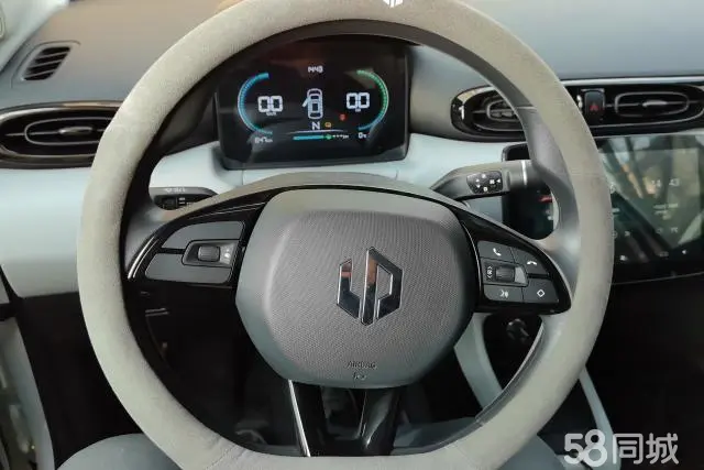 零跑汽车 零跑T03 2022 汽车图片 #15