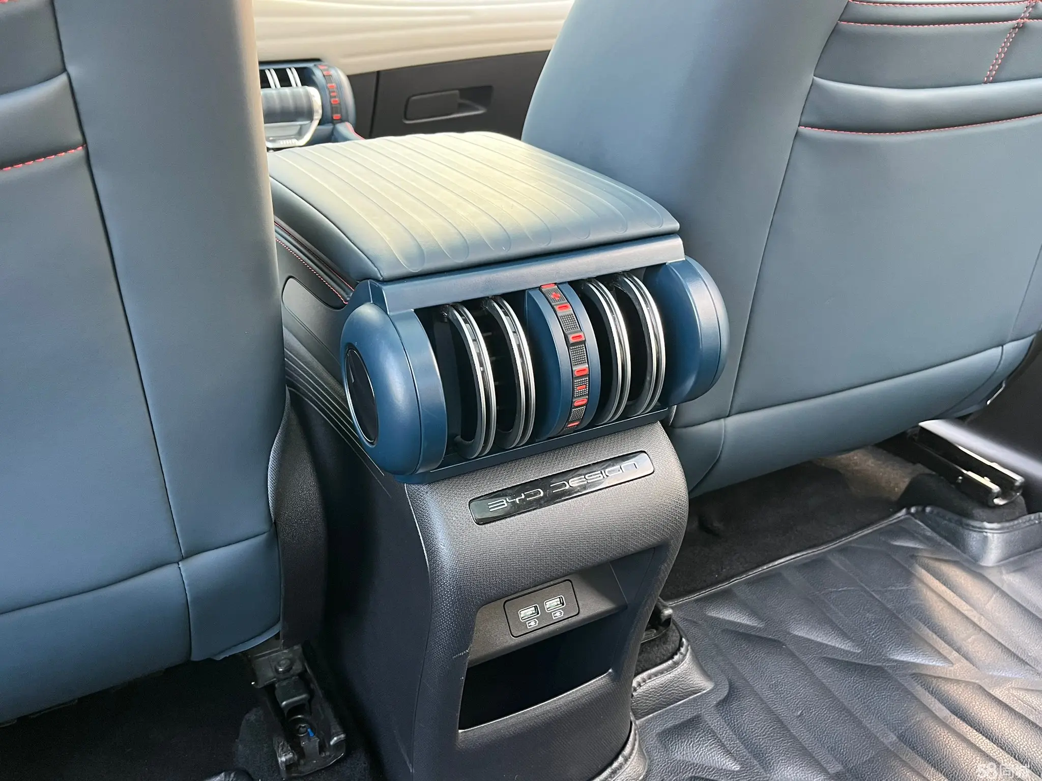 BYD Yuan Plus 2023 immagine di auto #15