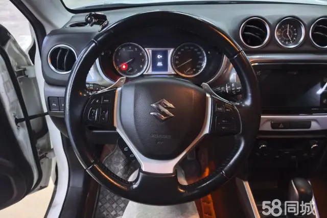 Suzuki Vitara 2018 image de voiture #15