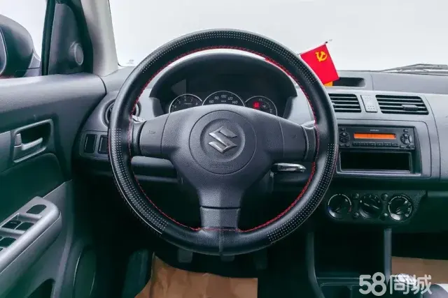 Suzuki Swift 2017 car image #15