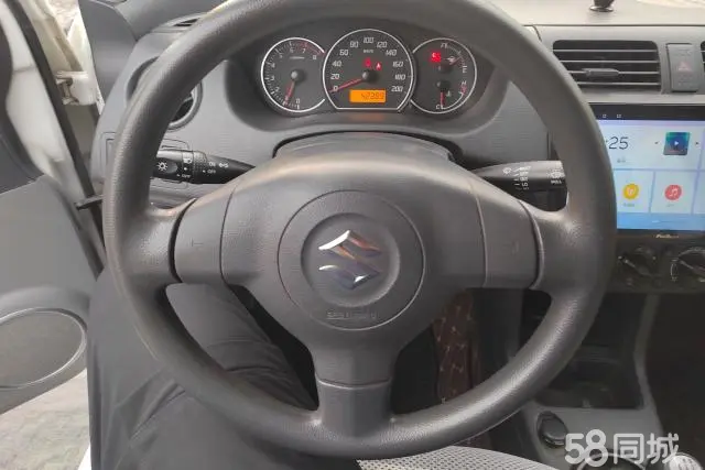 Suzuki Swift 2015 #15 Suzuki Swift 2015 car image #15