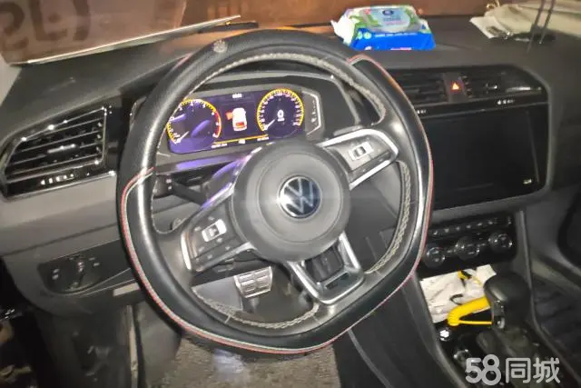 Volkswagen Tiguan L New Energy 2020 изображение автомобиля #15