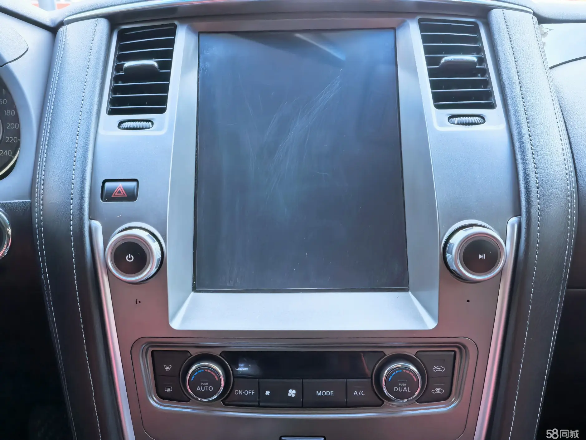 日产 途乐 2018 汽车图片 #15