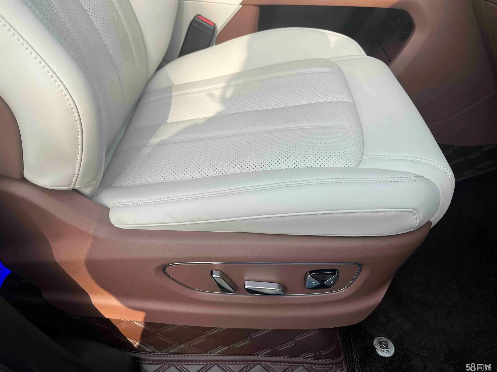 BYD Xia 2024 car image #15