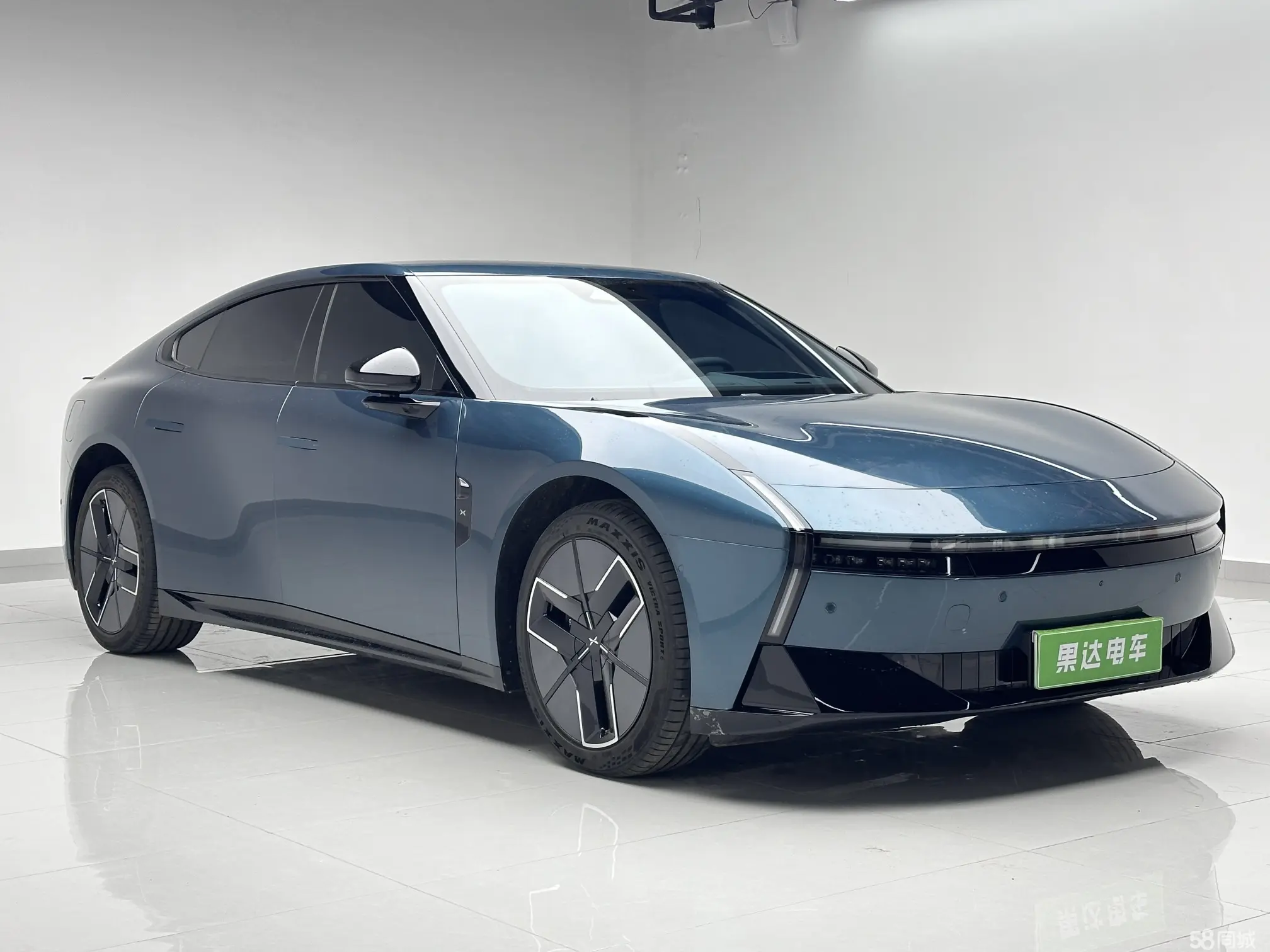 Xpeng P7 2025 изображение автомобиля #15