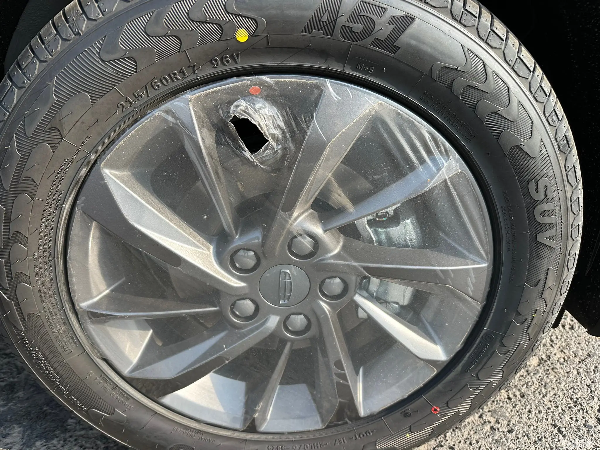 GEELY Coolray 2024 صورة سيارة #15