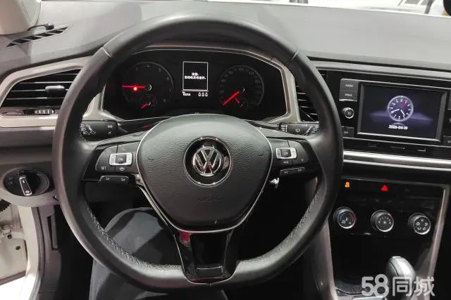 Volkswagen T-Roc 2020 #15 Volkswagen T-Roc 2020 car image #15