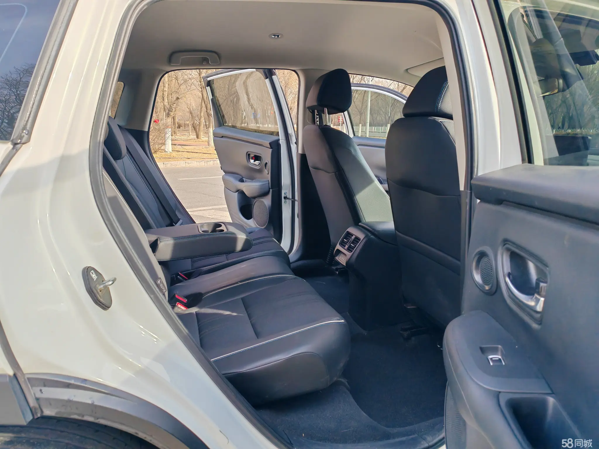 Honda HR-V 2023 car image #15