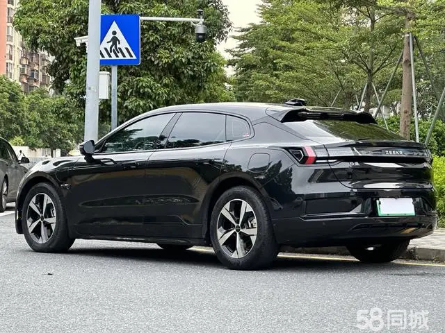 极氪 极氪001 2022 汽车图片 #15