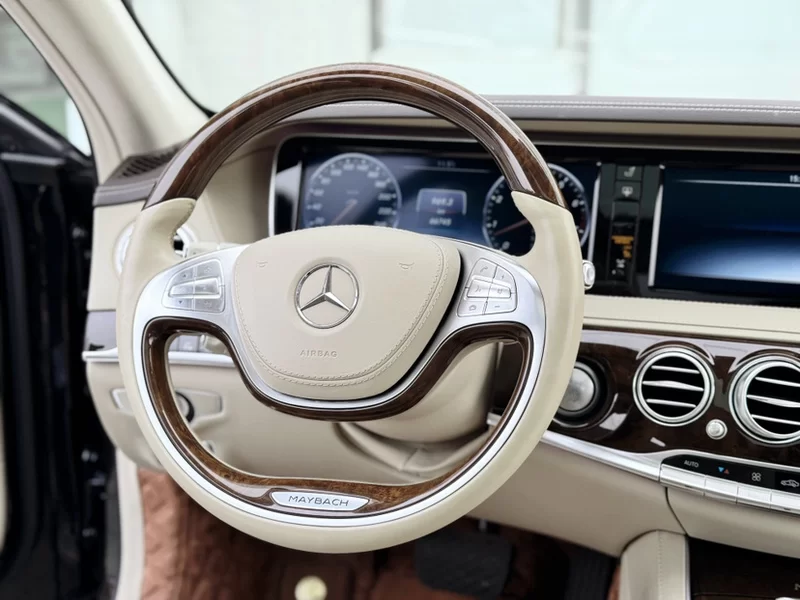 Mercedes-Benz Maybach S Class 2017 car image #15