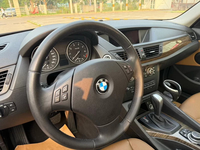 BMW X1 (Imported) 2012 imagem de carro #15