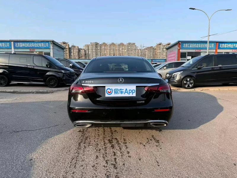 Mercedes-Benz E Class 2021 car image #15