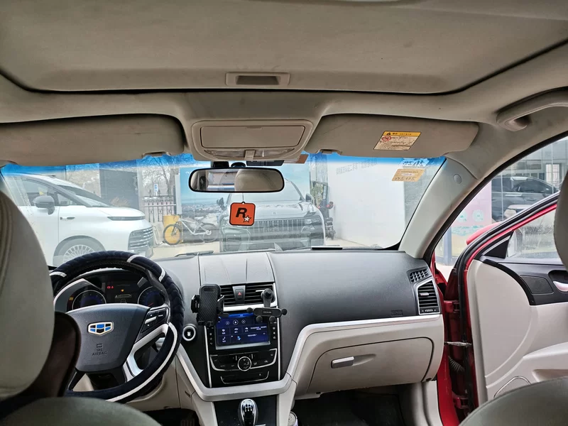 GEELY Emgrand 2015 #15 GEELY Emgrand 2015 car image #15