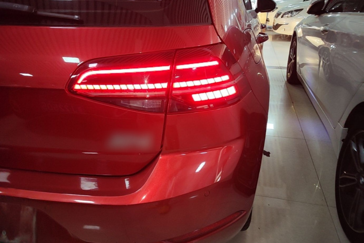 Volkswagen Golf 2018 #8 Volkswagen Golf 2018 car image #8