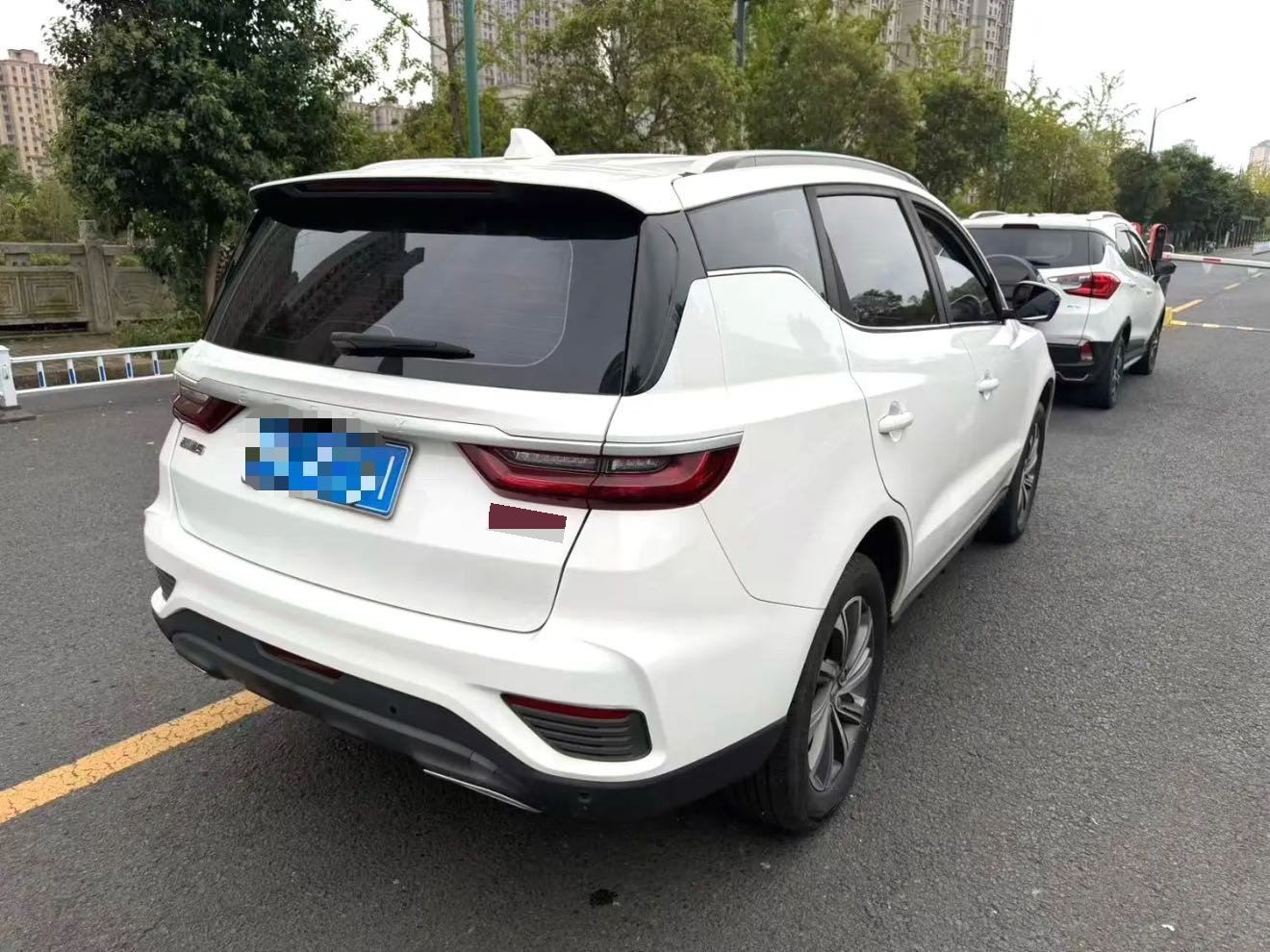 GEELY Vision X6 2020 #4 GEELY Vision X6 2020 immagine di auto #4