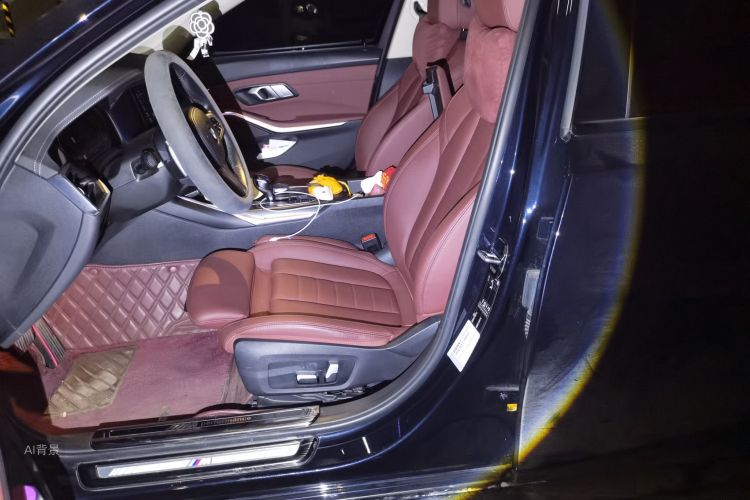BMW 3 Series 2021 car image #17
