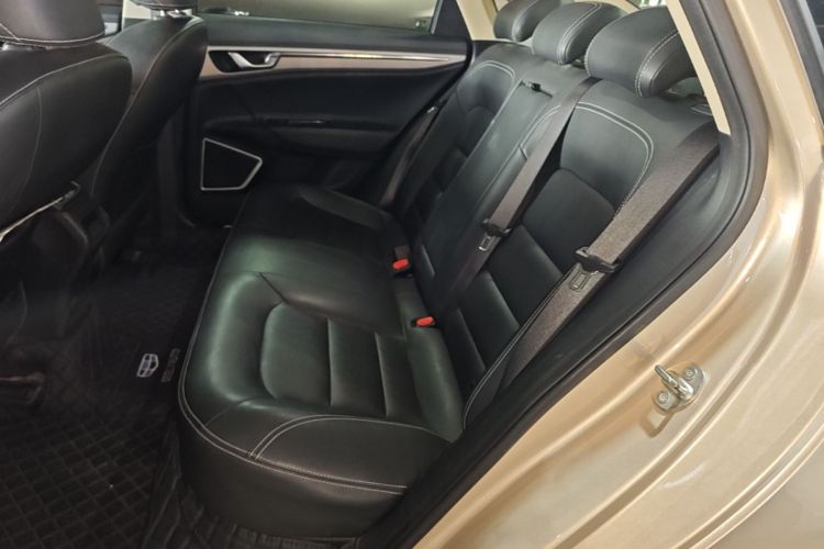 GEELY Emgrand GL 2019 #17 GEELY Emgrand GL 2019 صورة سيارة #17