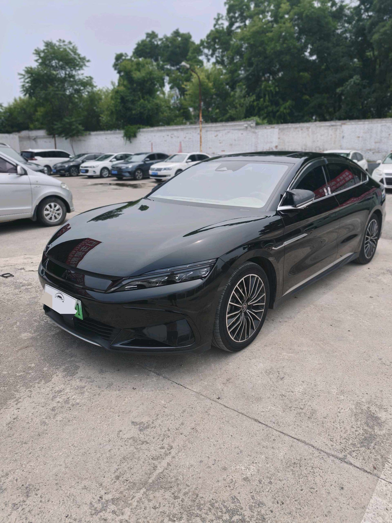 BYD Han 2023 car image 