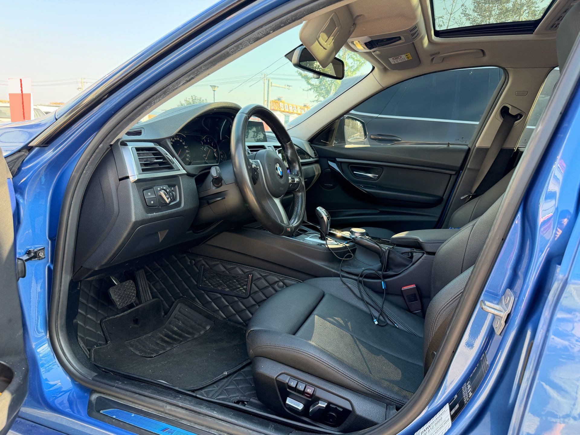 BMW 3 Series 2019 car image #4