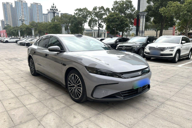 BYD Han 2025 car image #4