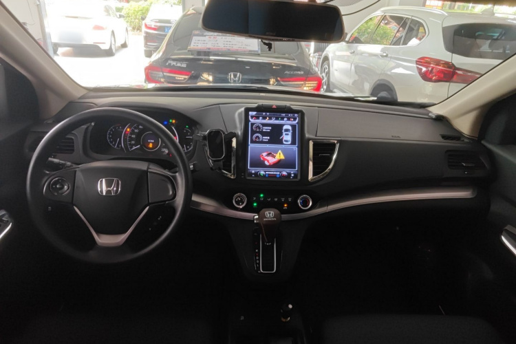 Honda CR-V 2017 #11 Honda CR-V 2017 car image #11