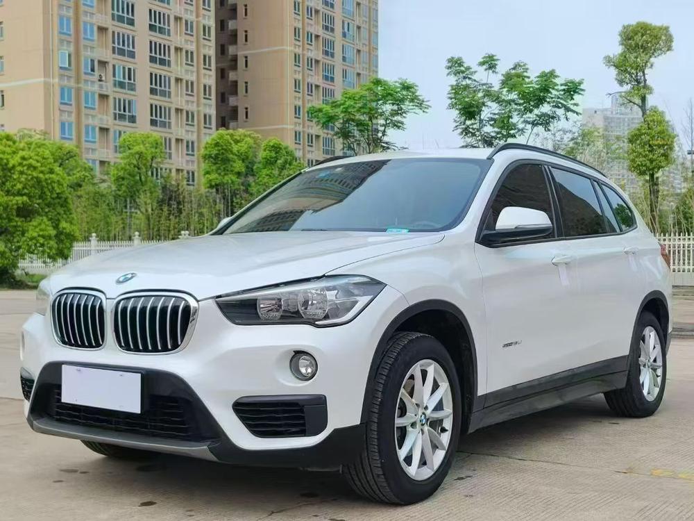 BMW X1 2017 BMW X1 2017 car image