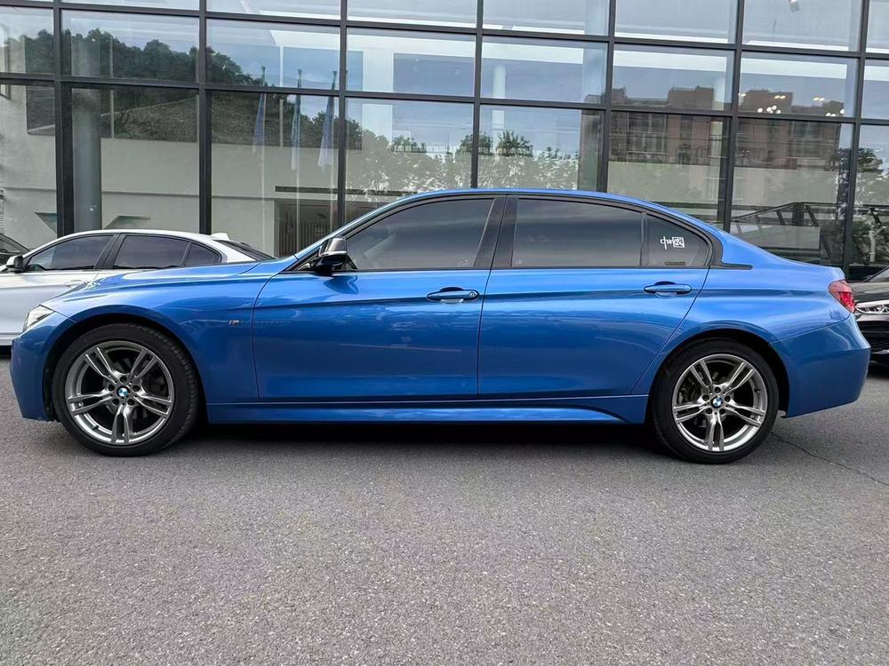BMW 3 Series 2019 #3 BMW 3 Series 2019 car image #3