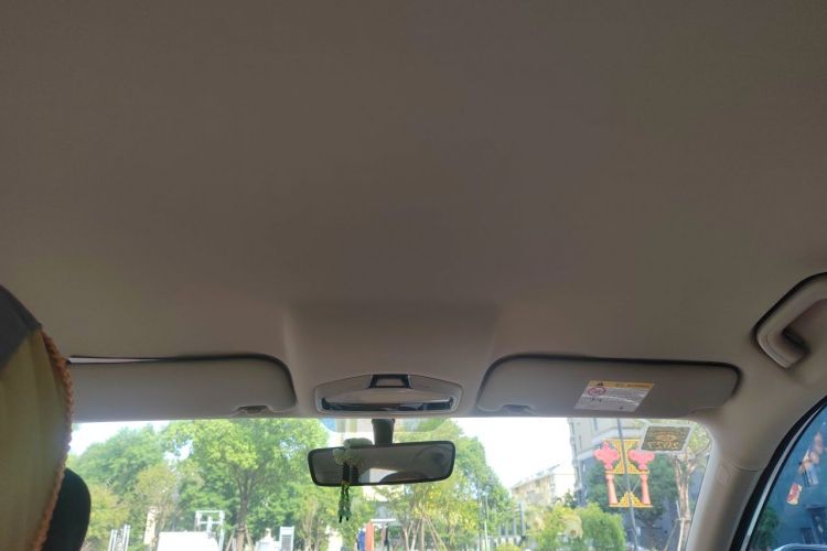 GEELY Emgrand 2025 car image #16
