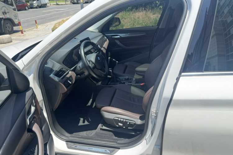 BMW X1 2018 #19 BMW X1 2018 car image #19