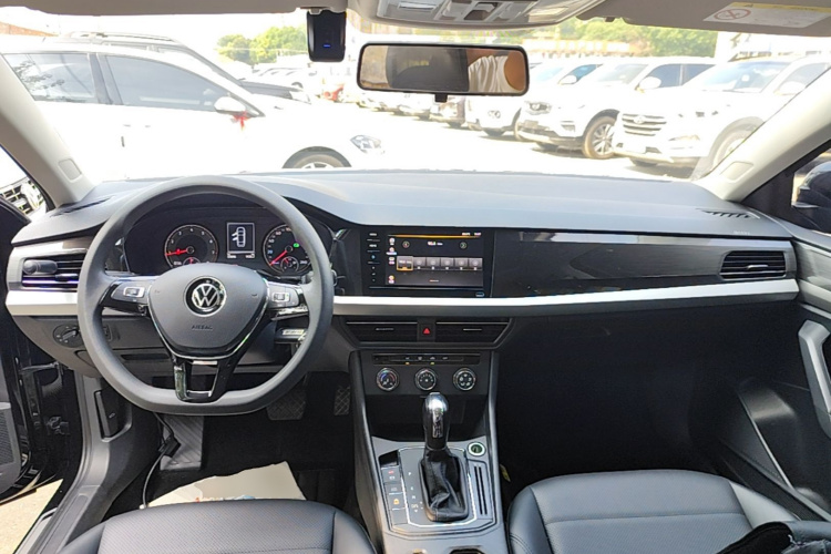 Volkswagen Lavida 2021 #11 Volkswagen Lavida 2021 car image #11