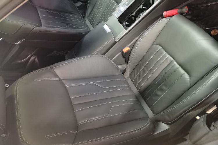 Audi A6L 2023 car image #24