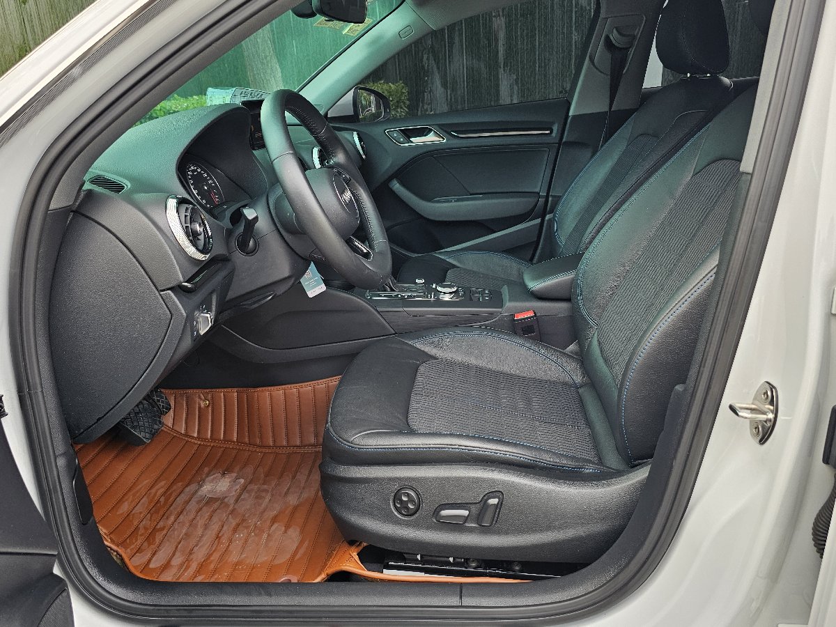 Audi A3 2018 car image #5