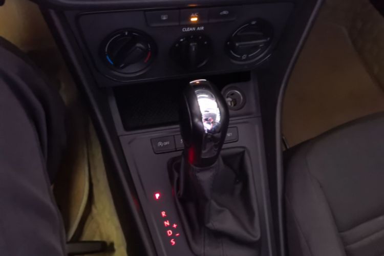 Volkswagen Lavida 2022 car image #14