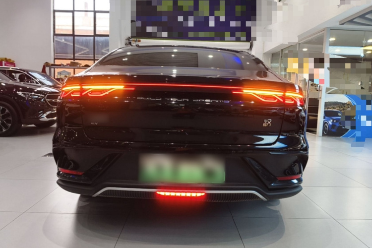 BYD Han 2023 immagine di auto #6