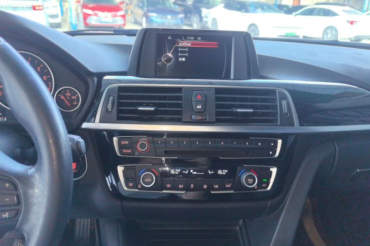 BMW 3 Series 2017 #13 BMW 3 Series 2017 car image #13