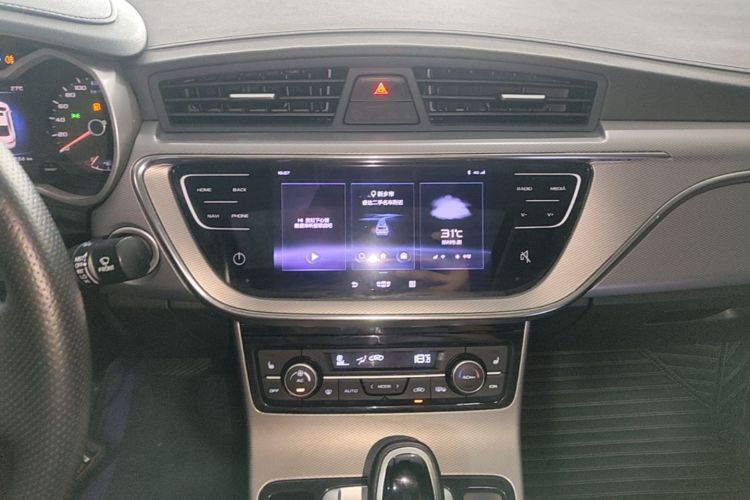 GEELY Emgrand GL 2018 car image #13