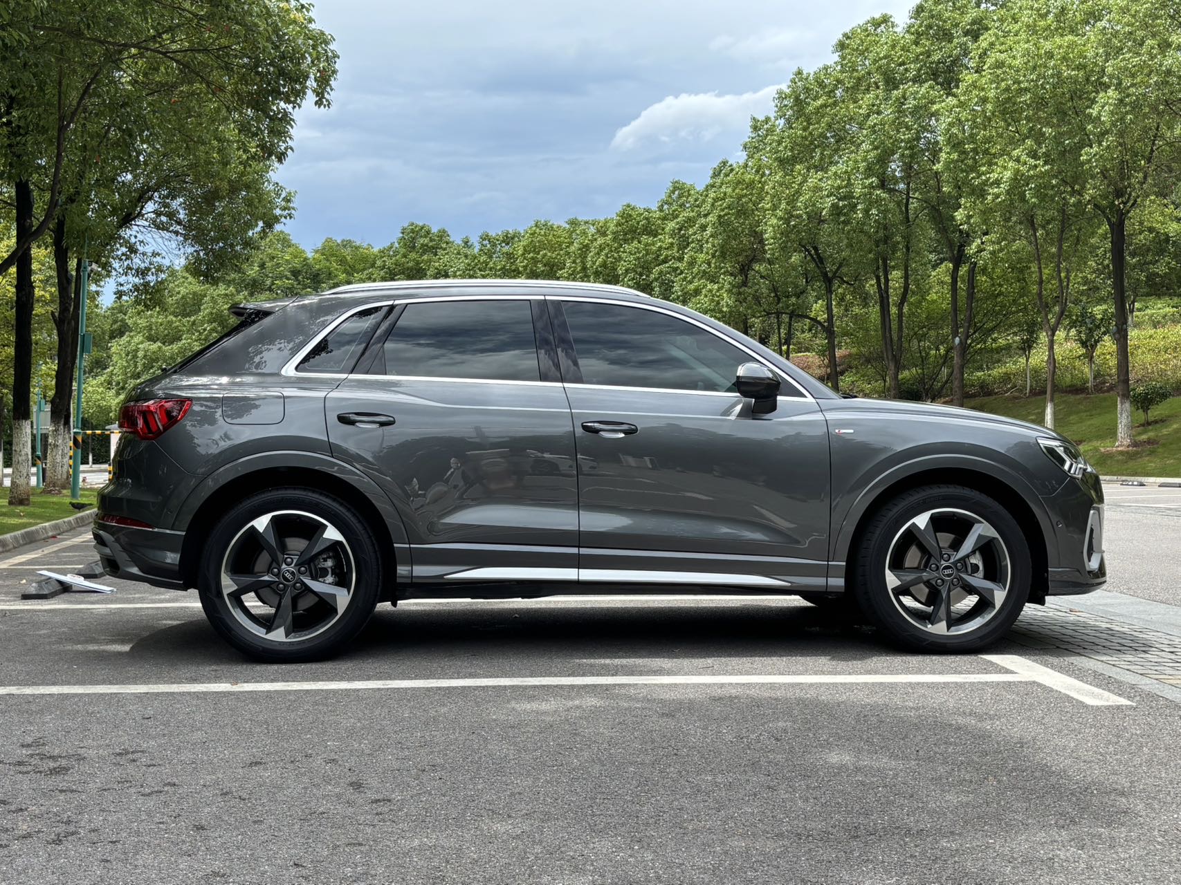 Audi Q3 2022 #4 Audi Q3 2022 car image #4