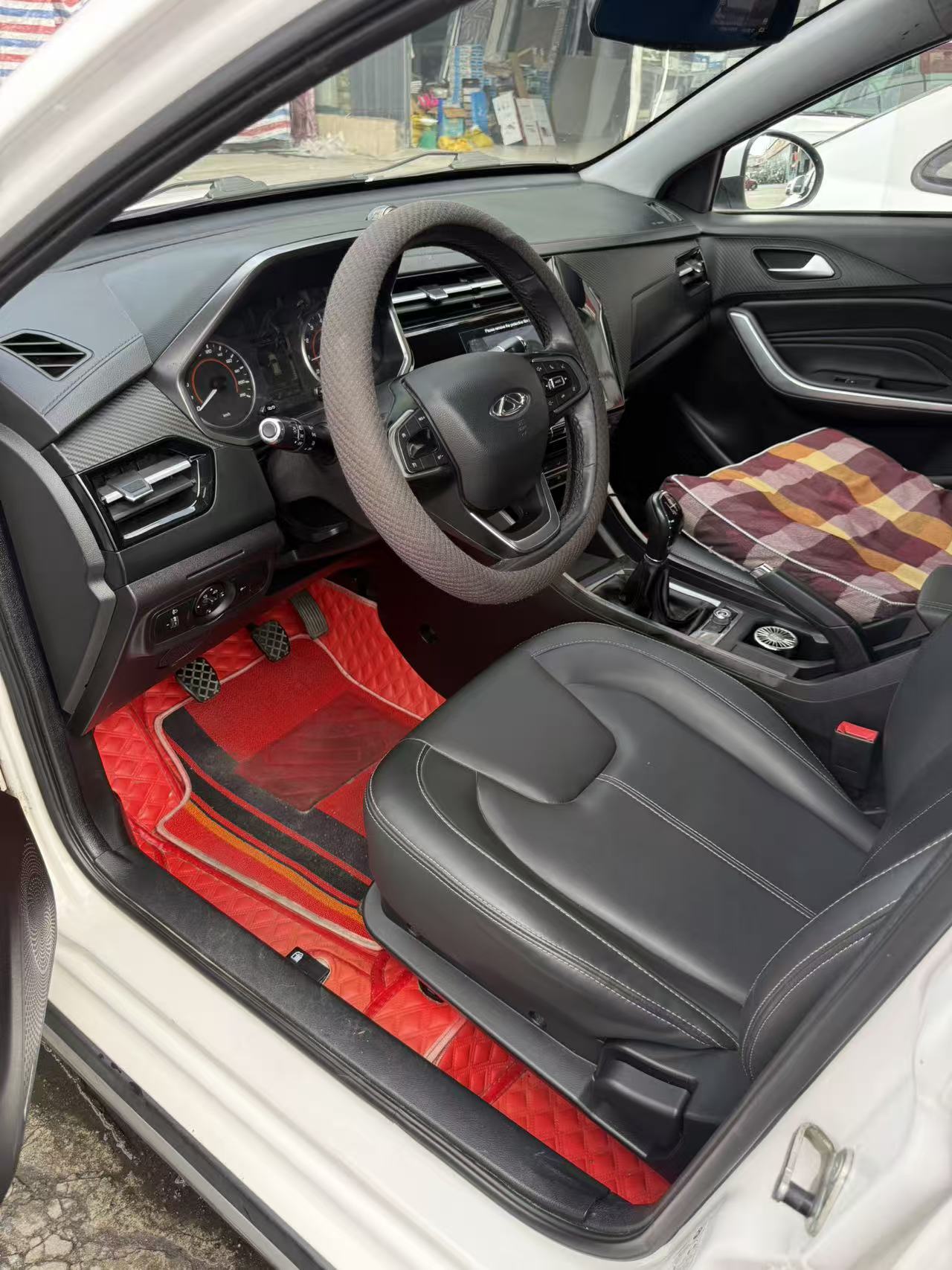 Chery Tiggo 3x 2021 car image #2