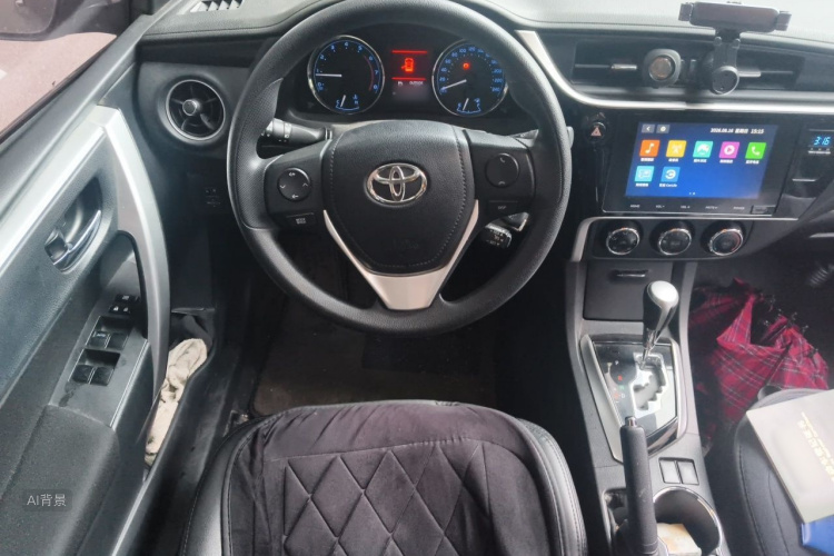 Toyota Corolla 2018 #12 Toyota Corolla 2018 car image #12