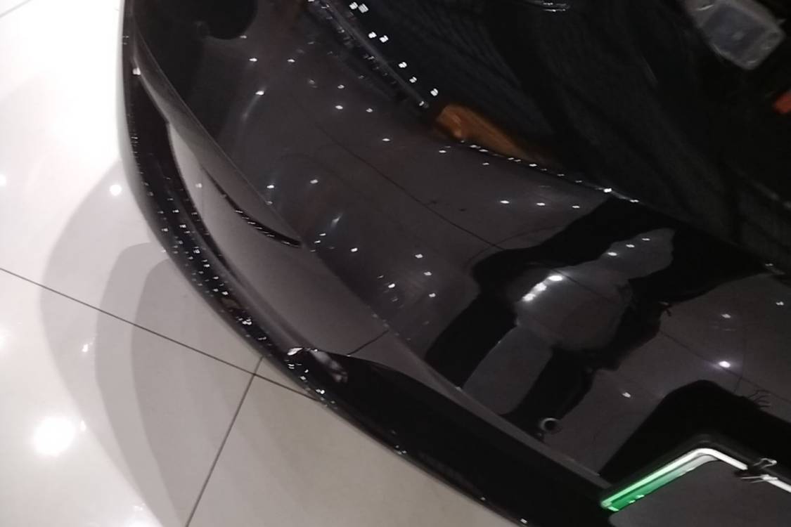 Tesla Model Y 2023 car image #23