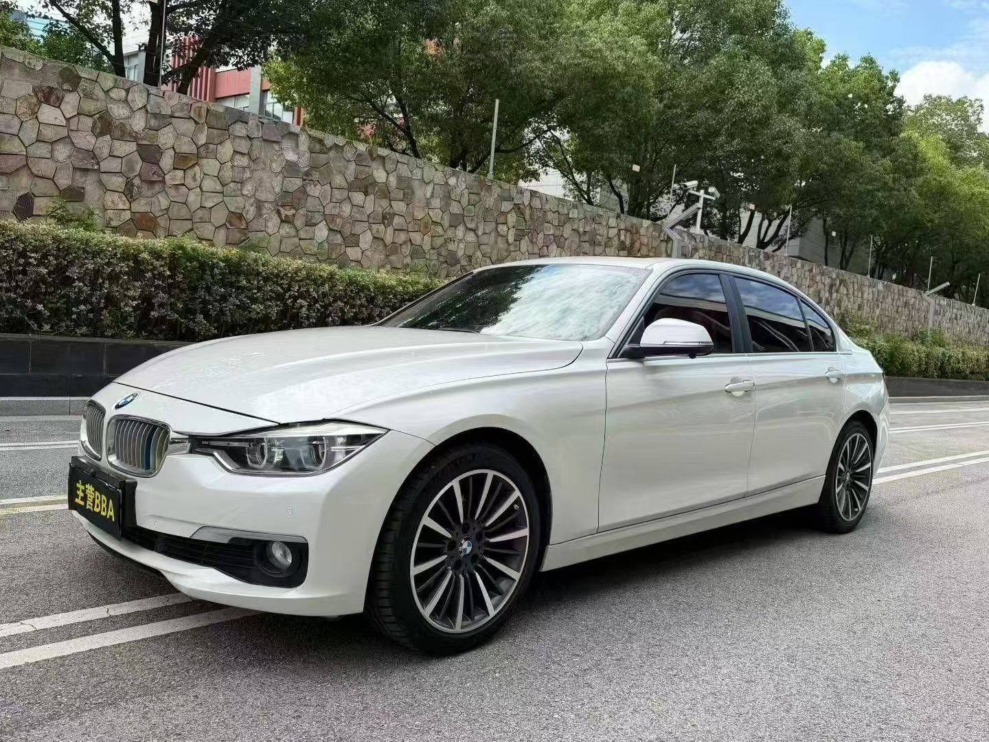 BMW 3 Series 2018 BMW 3 Series 2018 car image